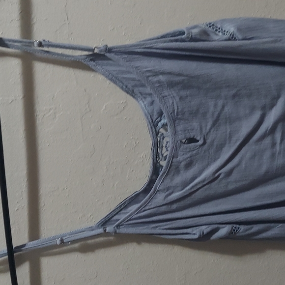 Flirty Tank - Picture 3 of 4